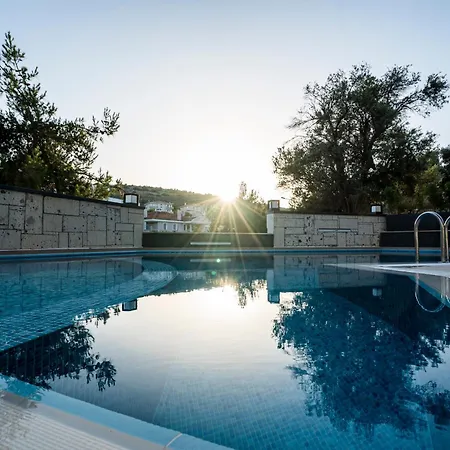 Aparthotel Ayayorgi Homes 3*