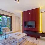 Ayayorgi Homes מלון דירות 3*