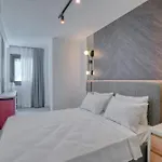 Ayayorgi Homes מלון דירות