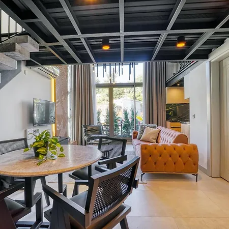 Apart Otel Ayayorgi Homes Çeşme